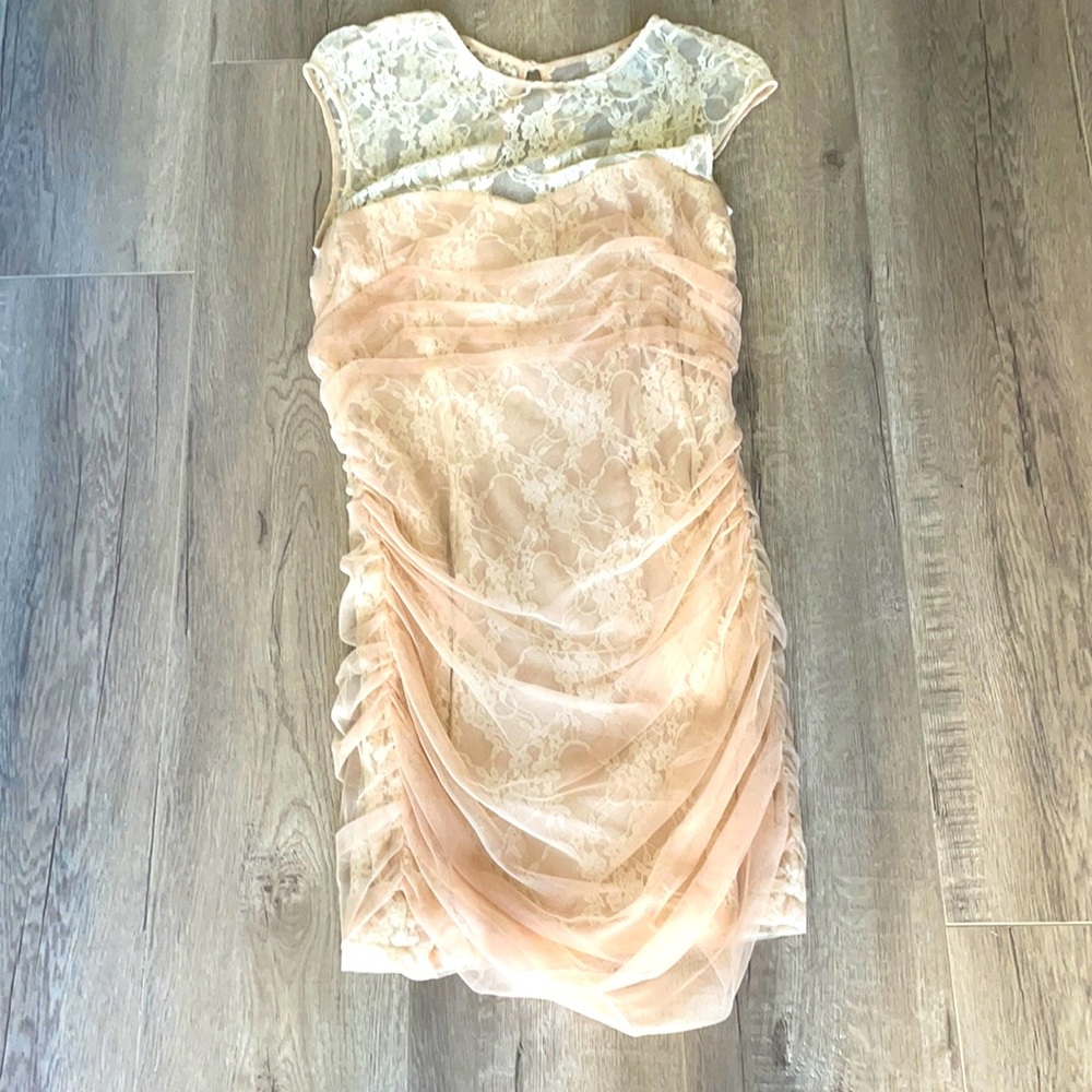 Pretty Lace cocktail dress